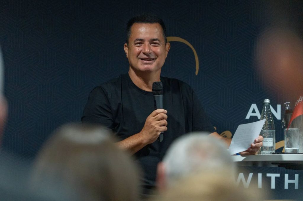 与阿昆共度夜晚!赫尔城圣诞活动邀您参与 | 与俱乐部主席亲密接触 与阿昆共度夜晚!赫尔城圣诞活动邀您参与 | 与俱乐部主席亲密接触