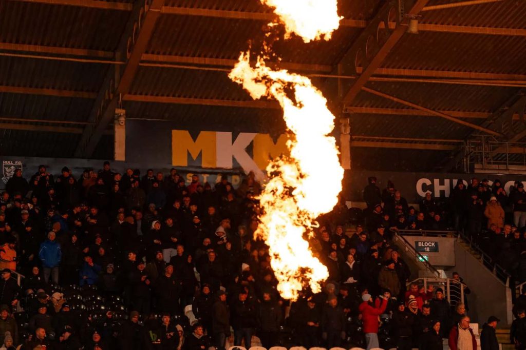 赫尔城 vs 雷克瑟姆：主场强势取胜，2-0完胜对手