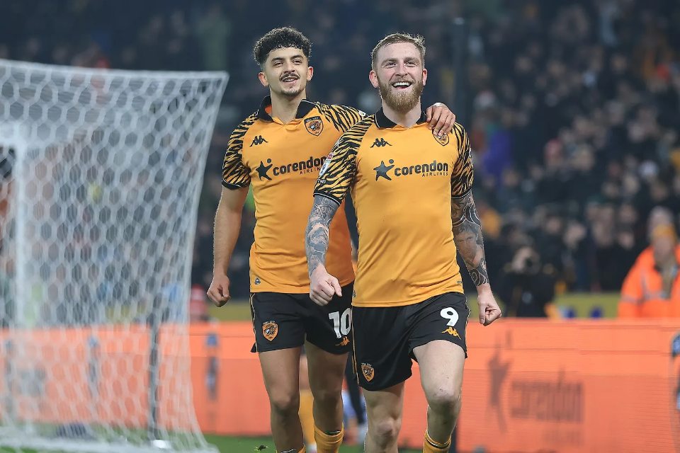 赫尔城对谢菲尔德星期三约克郡德比战：节礼日精彩对决