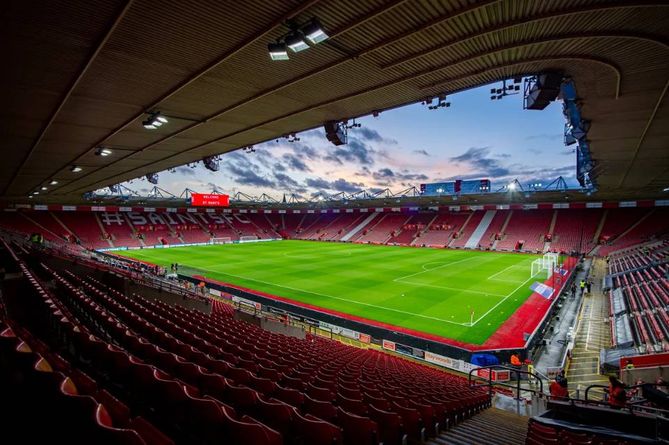 南安普顿客场比赛门票发售,赫尔城一月备战首战,不容错过! 南安普顿客场比赛门票发售,赫尔城一月备战首战,不容错过!